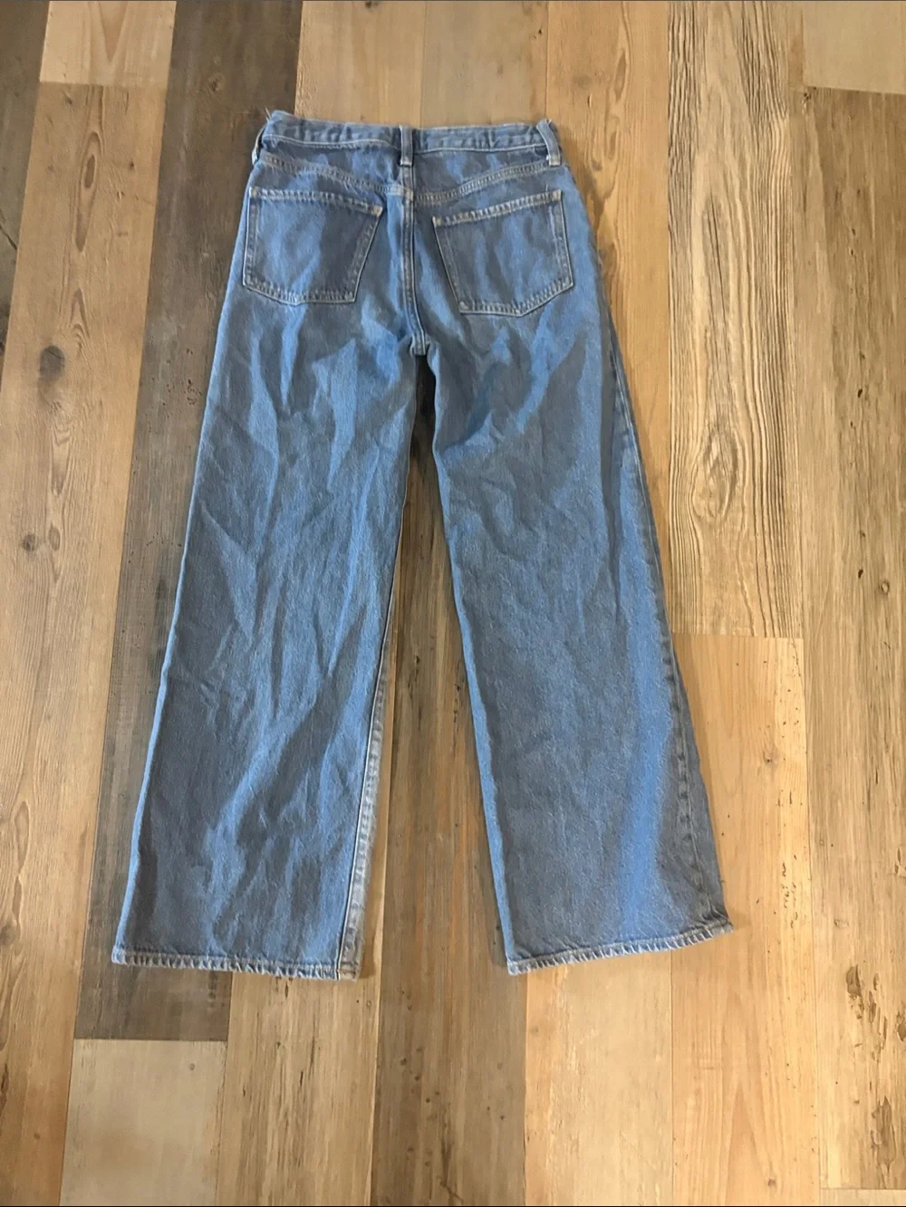 Old Navy High-Rise Baggy Wide Leg Jeans - Light and Medium Blue